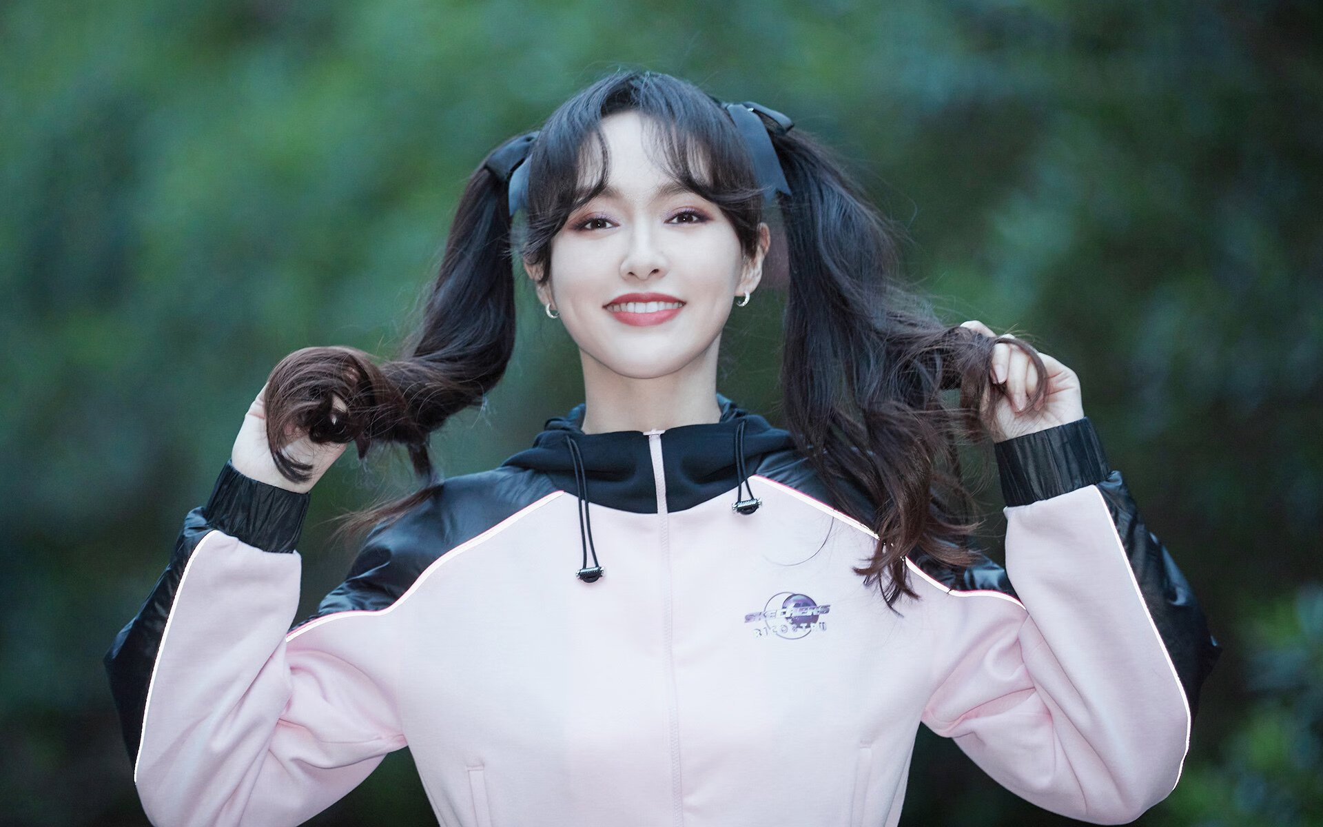 明星球员伤愈复出状态回升明显，足球明星受伤